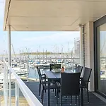 Exklusives Mit Ostseeblick *